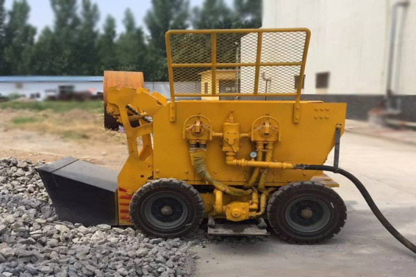 Sturdy and Stable: Deep Flanges and Wide Tread Wheels in Rock Loader Construction