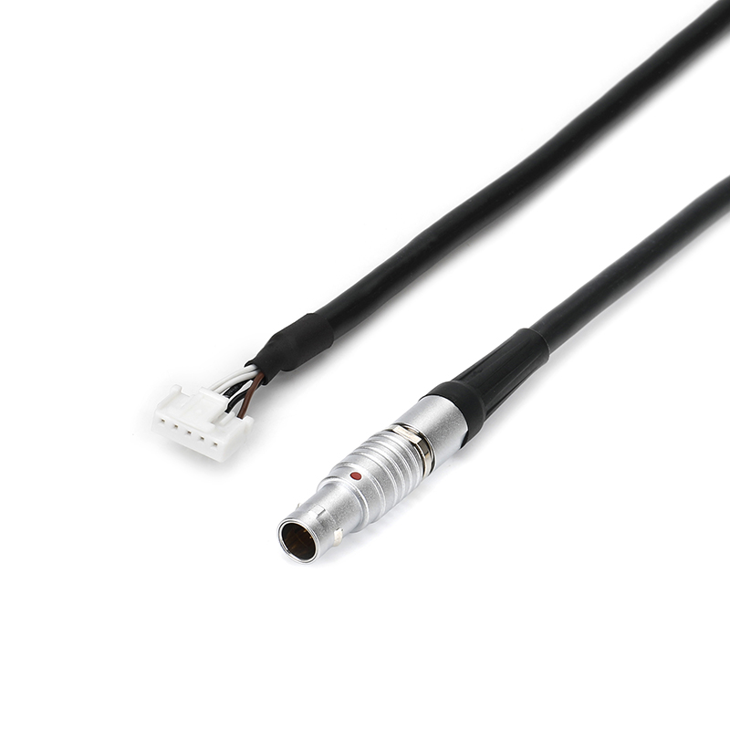 What are the performance characteristics of sensor cables?