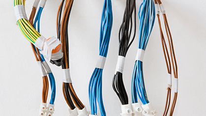 Key points and precautions for industrial cable installation